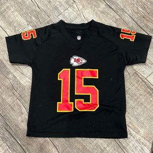 Mahomes Jersey. NFL brand. Size M (5/6)